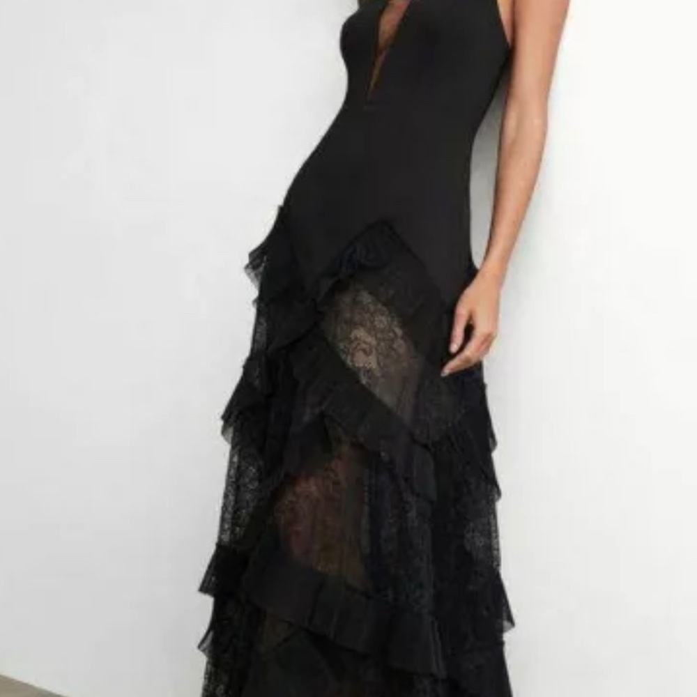 Bcbgmaxazria new with tags. Long black lace, size 4.